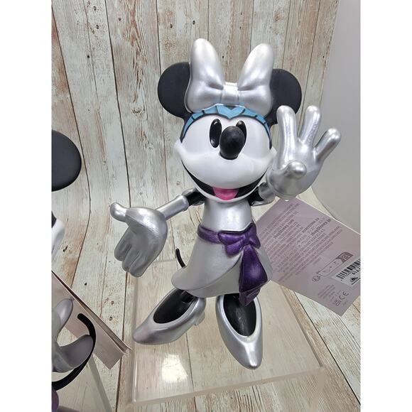 Disney 100th Anniversary Mickey & Minnie Mouse 6" Statue / Figures Set of 2 New - Picture 3 of 8